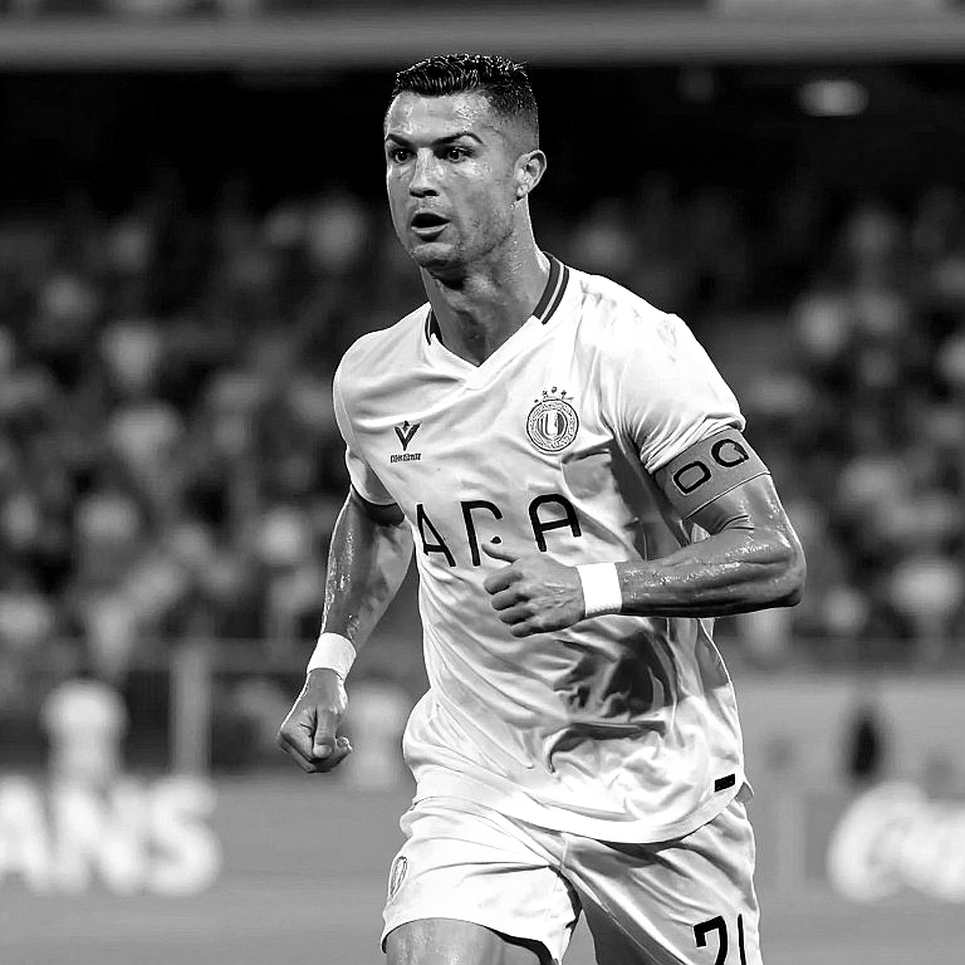 Javier Aguirre, câu trả lời cay và bài toán thật đằng sau chuyến thăm Paterna của người đại diện Erik Lira