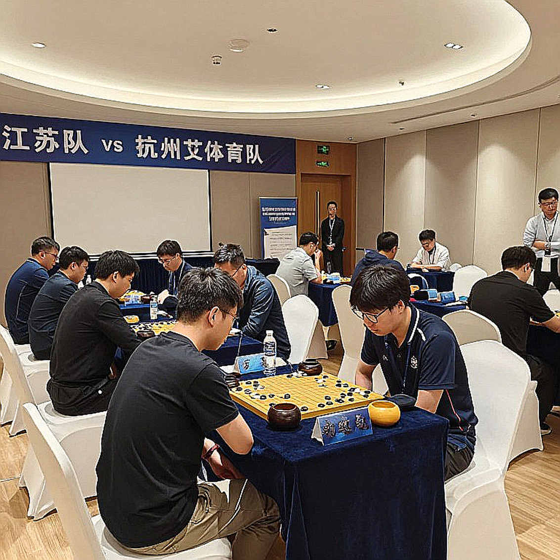 Gukesh, Sindarov và lời cảnh báo của Carlsen trước trận tranh ngôi vô địch cờ vua thế giới Gukesh, Sindarov và lời cảnh báo của Carlsen trước trận tranh ngôi vô địch cờ vua thế giới